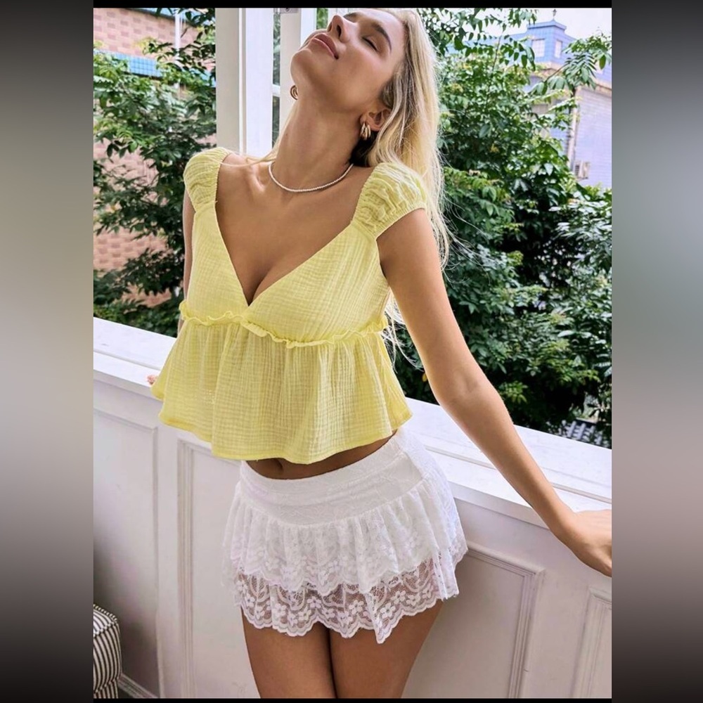 NEW SHEIN EZwear Summer YELLOW Solid Color V-Neck A-Line Cropped‎ Blouse woman S